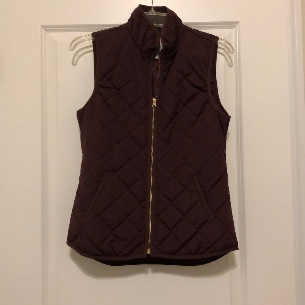 Old navy burgundy colored quilt vest